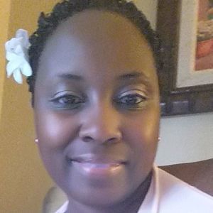 Meet your Posher, Latosha